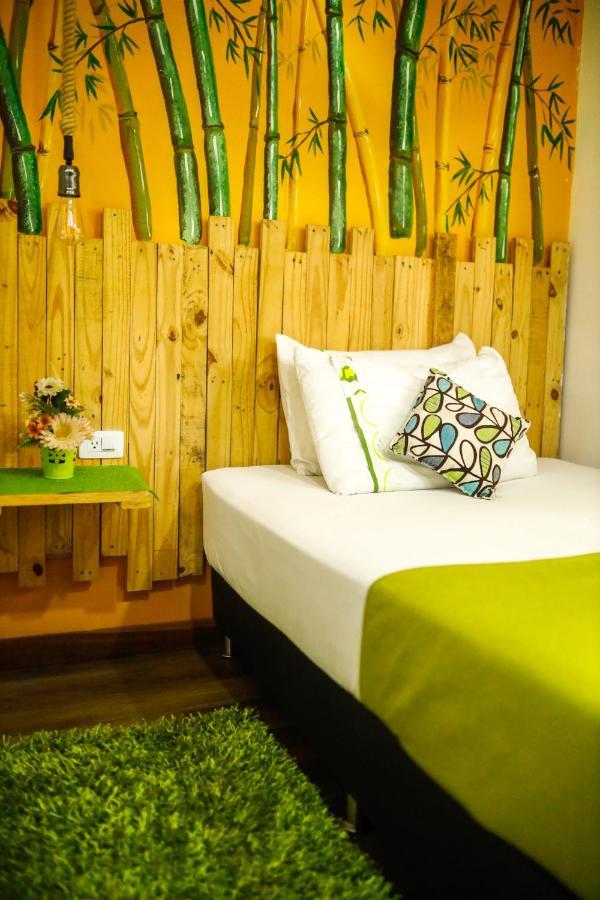 The Garden Lleras 10 Hotel Medellin Exterior photo